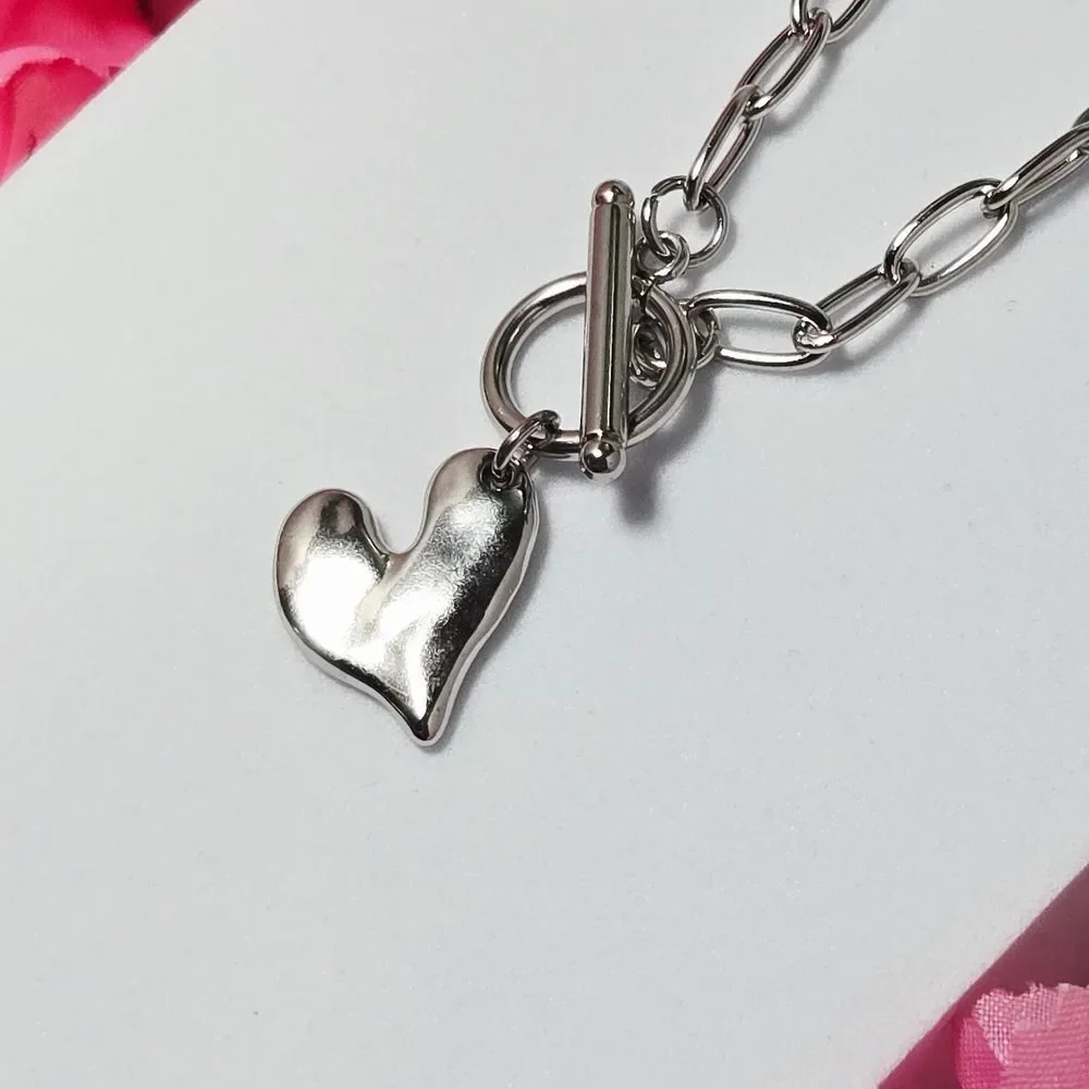 Stainless Steel Heart Choker Necklace – Hammered Love Pendant Paperclip Chain